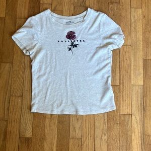 Women’s small Hollister shirt